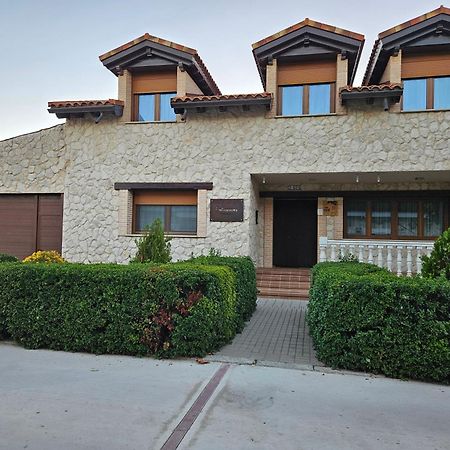 Casa Rural Entrevinas San Bernardo  Bagian luar foto